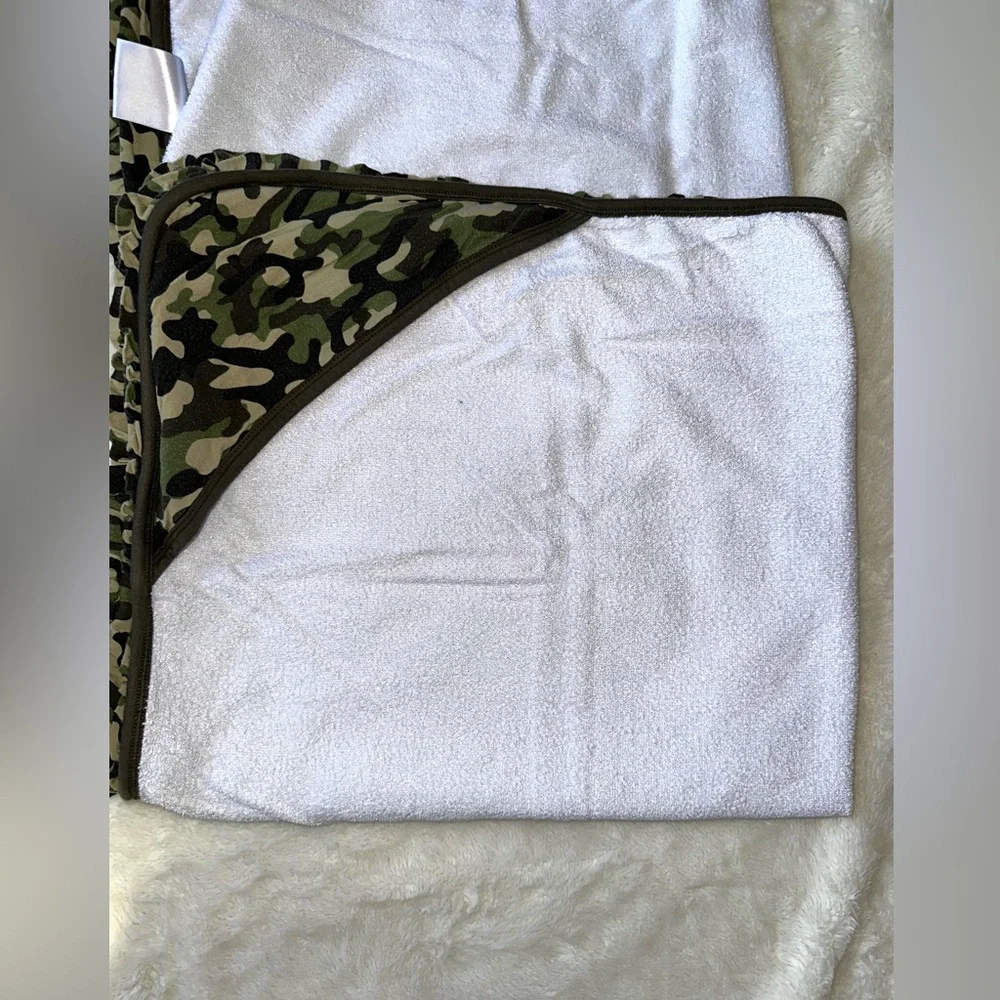 PP Ruffles Towel